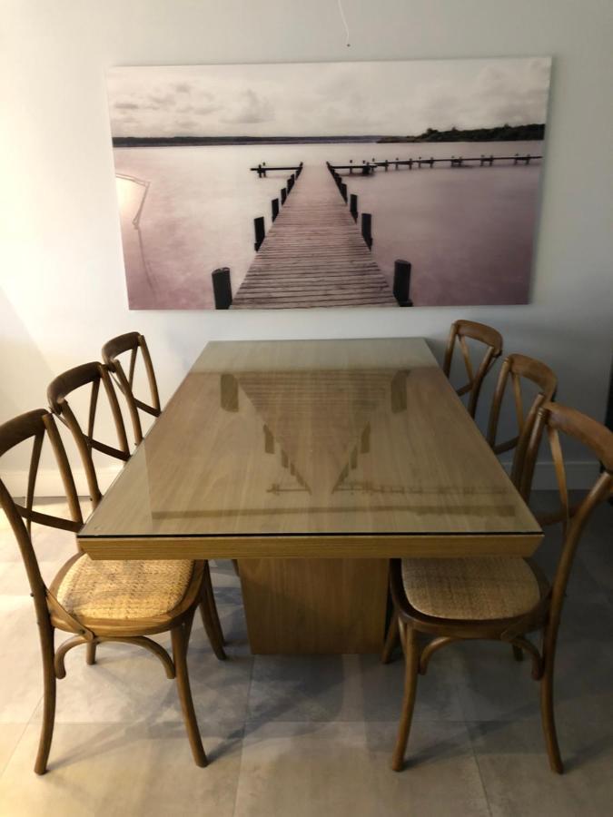 Apartamento Impecavel Completo Proximo A Praia Com Barco Opcional グァルジャー エクステリア 写真